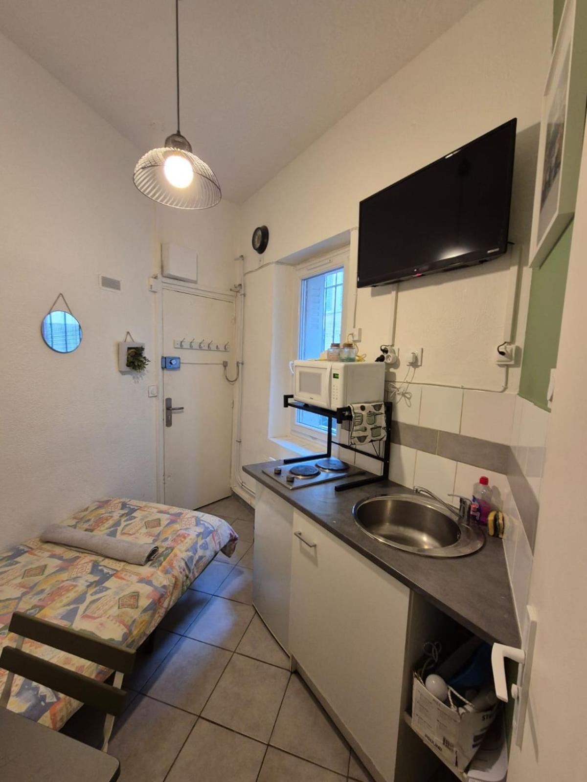 Le Mini Longchamp Apartamento Marselha Exterior foto